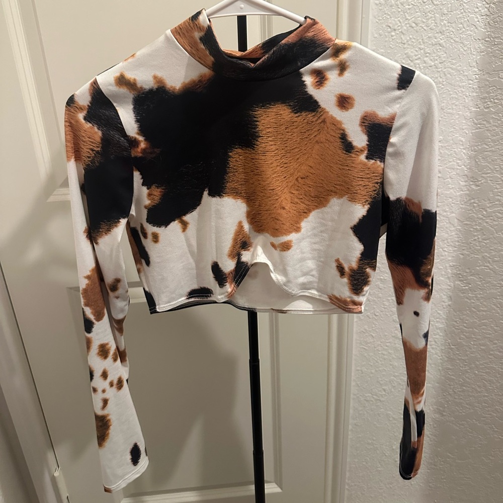 Cow print crop top!